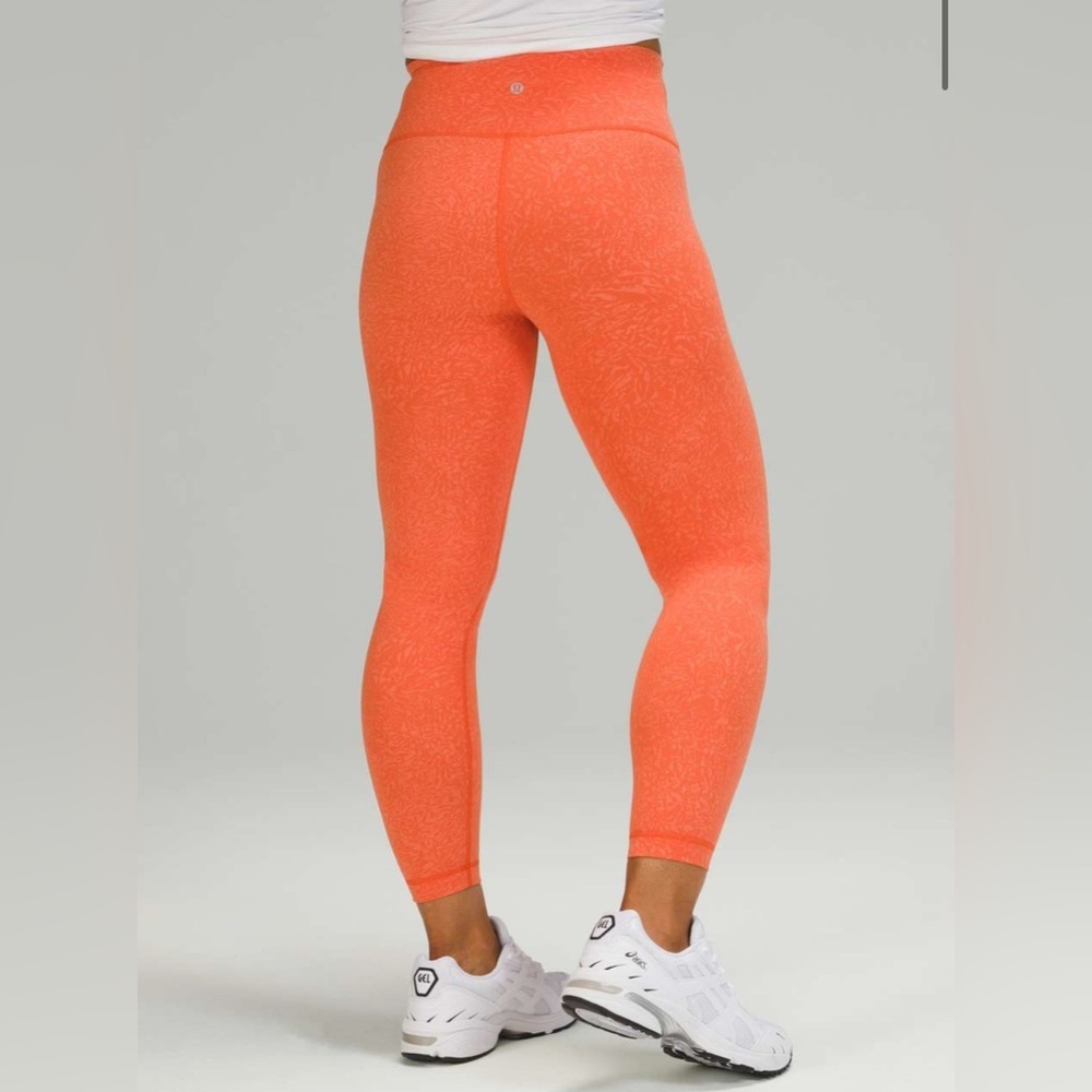 LULULEMON Wunder Train High-Rise Tight 25"
Crunch Warm Coral Orange size 4 - Picture 1 of 6